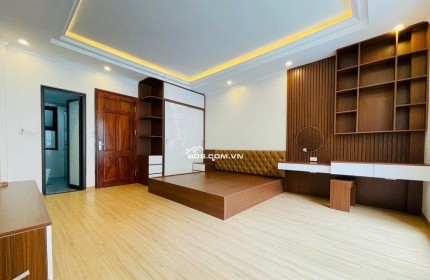 BÁN NHÀ 6 TẦNG HỒ TÙNG MẬU - CẦU GIẤY - MỚI KENG - THANG MÁY XỊN SÒ ÊM RU Ở CỰC SƯỚNG - GIÁ CHỈ NHỈNH 10 TỶ